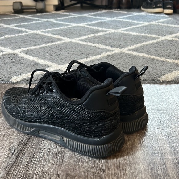 CONZURI MIDNIGHT RUNNERS (2.4" BOOST) - Picture 2 of 8